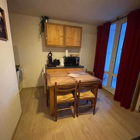 Petit Appartement Labellise Les 2 Alpes Residence Arc En Ciel Telesiege Petite Aiguille เลส์เดอซาลป์ ภายนอก รูปภาพ