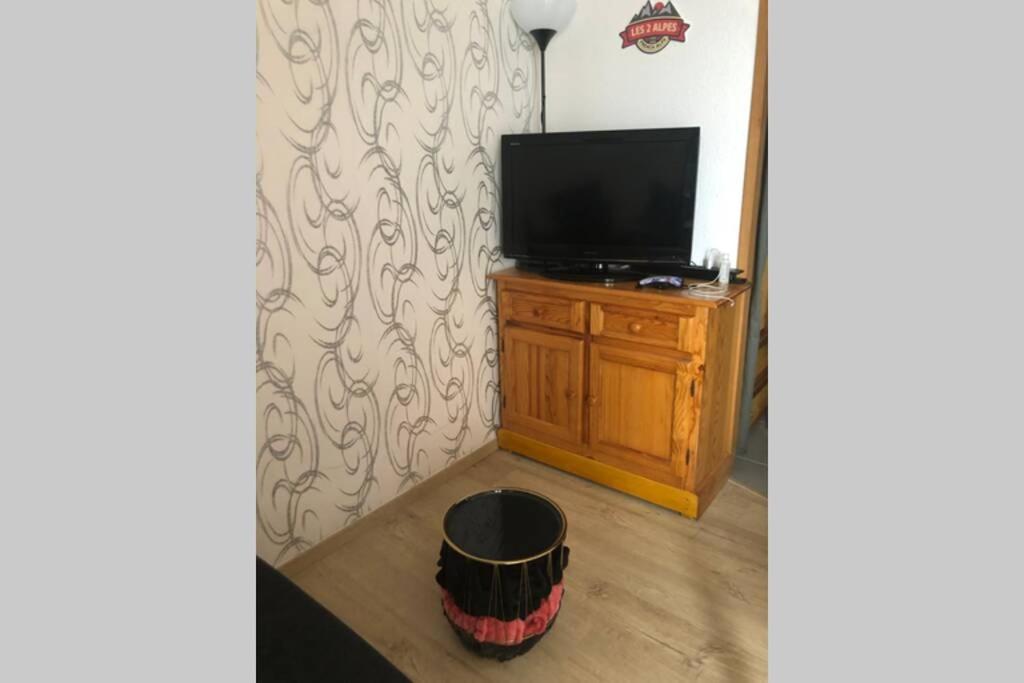 Petit Appartement Labellise Les 2 Alpes Residence Arc En Ciel Telesiege Petite Aiguille เลส์เดอซาลป์ ภายนอก รูปภาพ