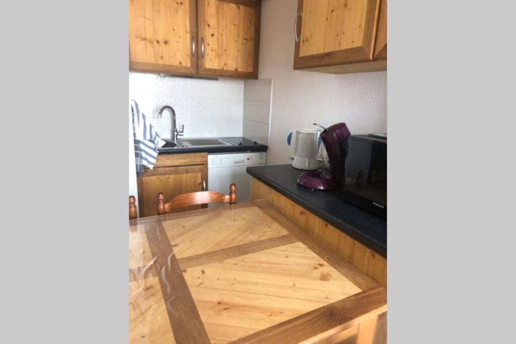 Petit Appartement Labellise Les 2 Alpes Residence Arc En Ciel Telesiege Petite Aiguille เลส์เดอซาลป์ ภายนอก รูปภาพ