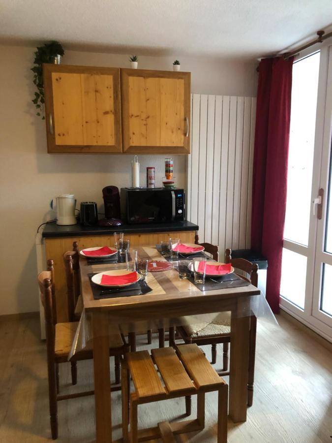 Petit Appartement Labellise Les 2 Alpes Residence Arc En Ciel Telesiege Petite Aiguille เลส์เดอซาลป์ ภายนอก รูปภาพ