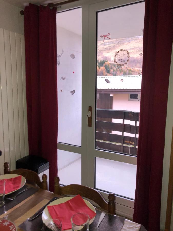 Petit Appartement Labellise Les 2 Alpes Residence Arc En Ciel Telesiege Petite Aiguille เลส์เดอซาลป์ ภายนอก รูปภาพ